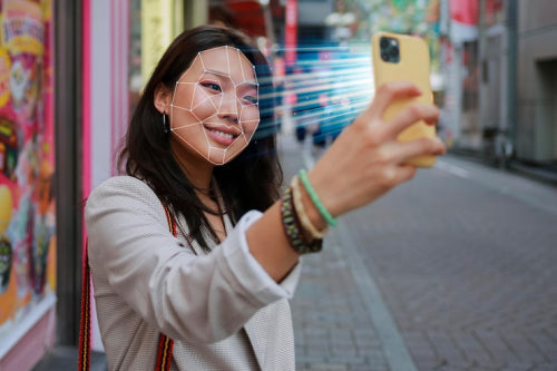 How AI and Augmented Reality Are Transforming the Custom Phone Case Experience