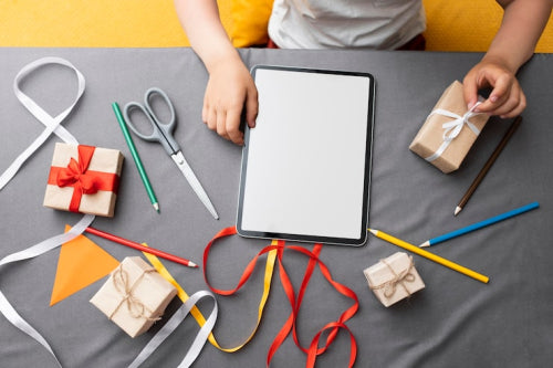 How Personalized Tech Merchandise is Transforming the Corporate Gift Market