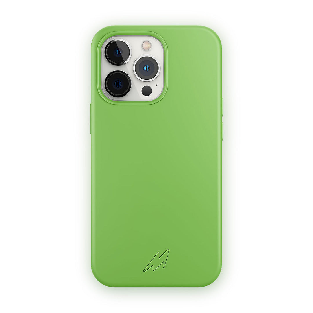 Basics iPhone 13 Pro Silicone Case Leaf Green - front view | Macmerise