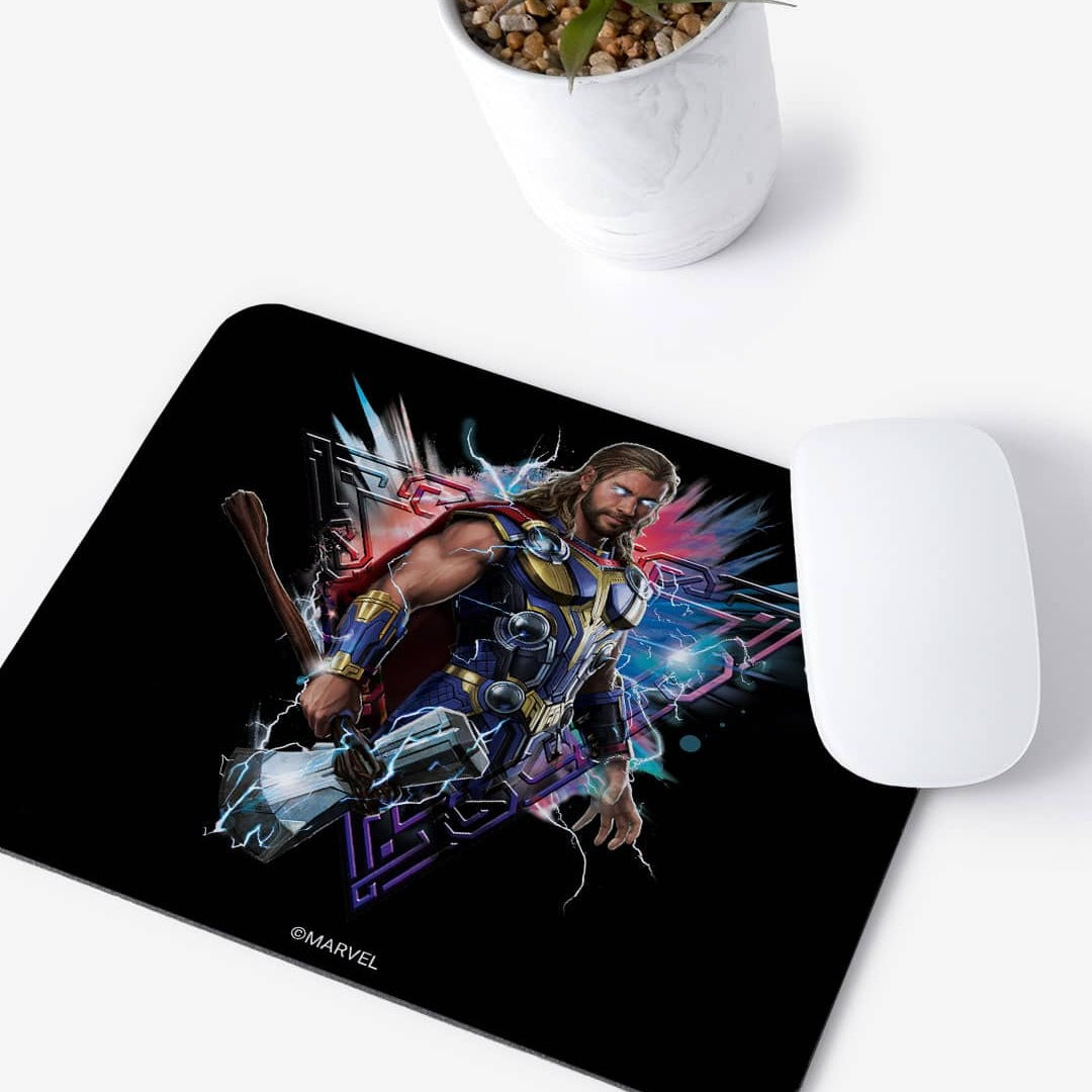 Worthy Thor Pose Mouse Pad | Macmerise