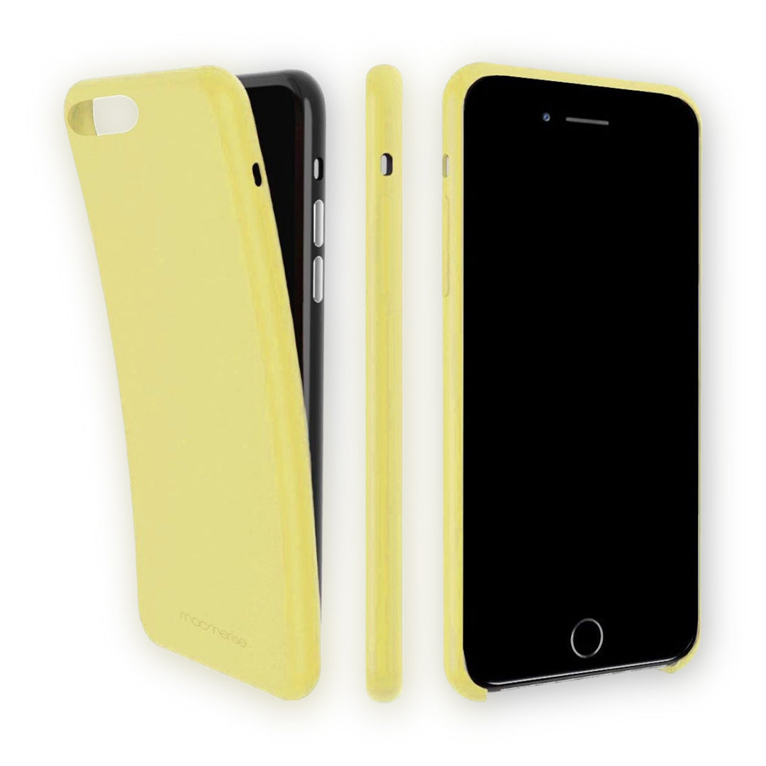Basics iPhone 7 Silicone Case Yellow - side view | Macmerise