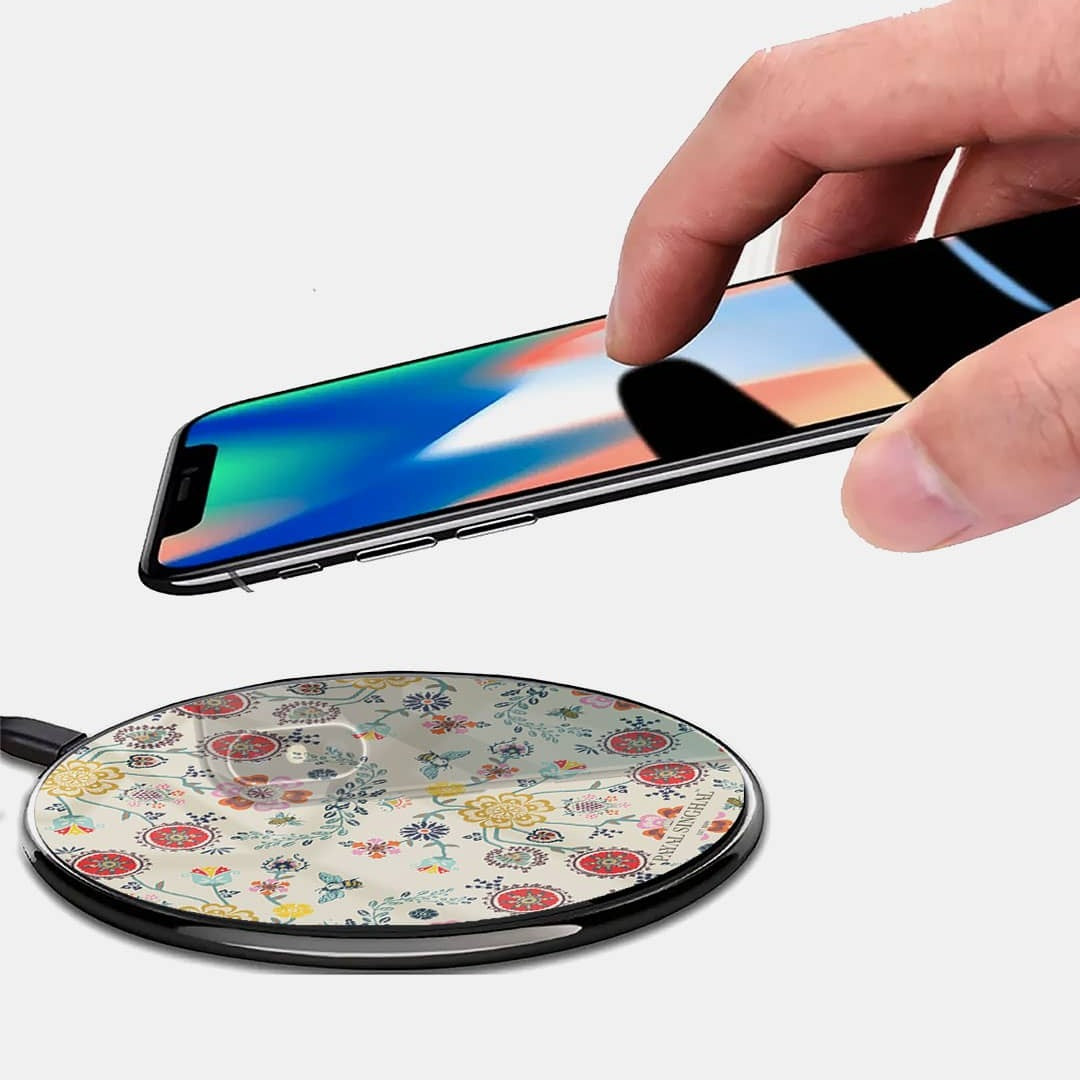 Payal Singhal Spring Wireless Charger 15w Glass | Macmerise