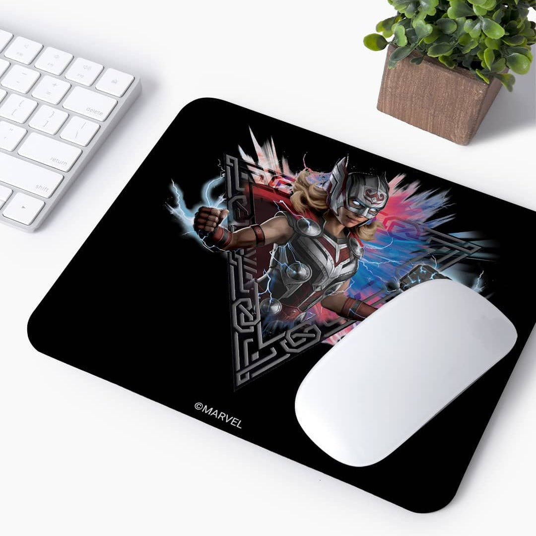 Mighty Thor Pose Mouse Pad | Macmerise