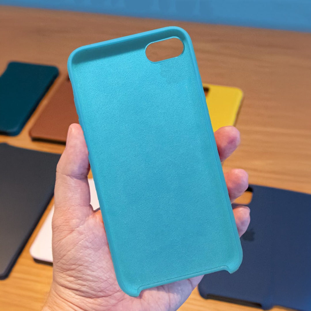 Basics iPhone 7 Silicone Case Sky Blue - detail view | Macmerise