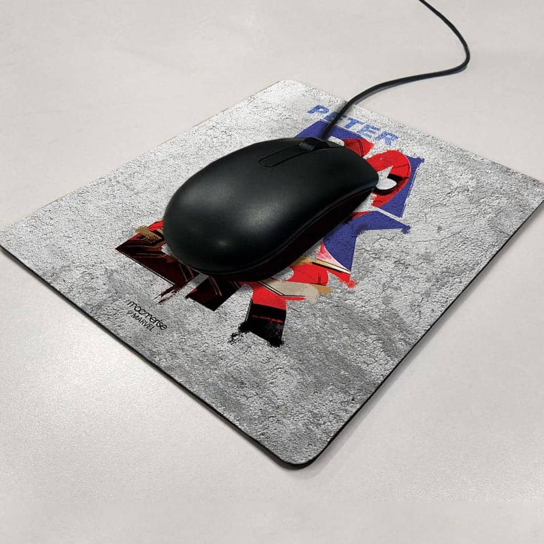 Peter Parker Grunge Mouse Pad | Macmerise