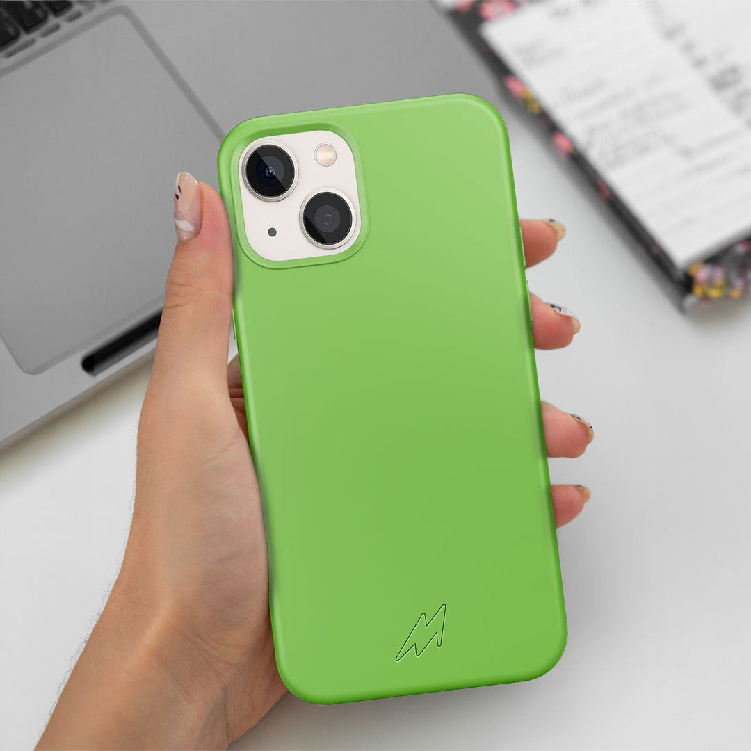 Basics iPhone 13 Mini Silicone Case Leaf Green | Macmerise