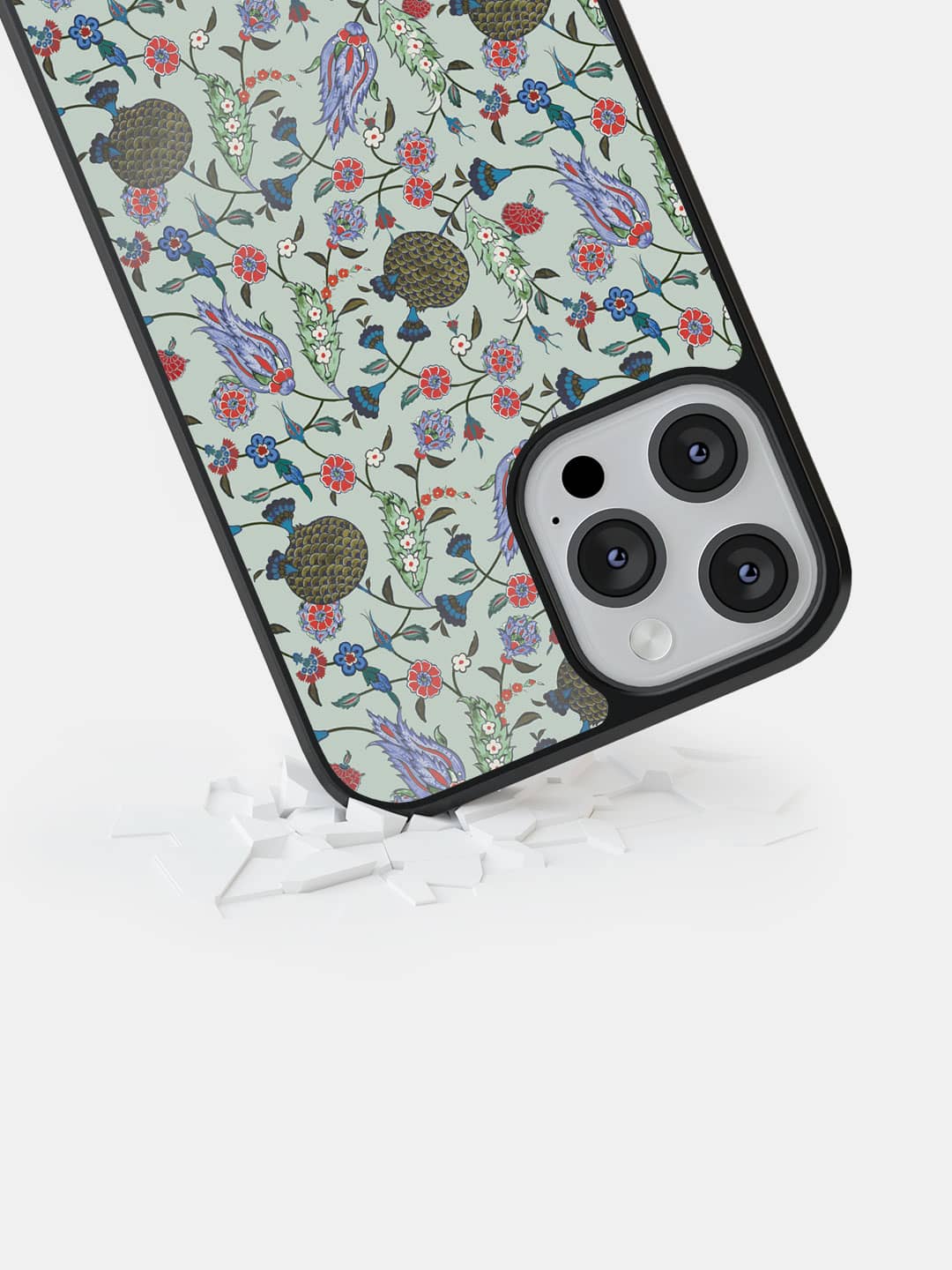 Payal Singhal Turkish Iznik - iPhone 12 Pro Cover