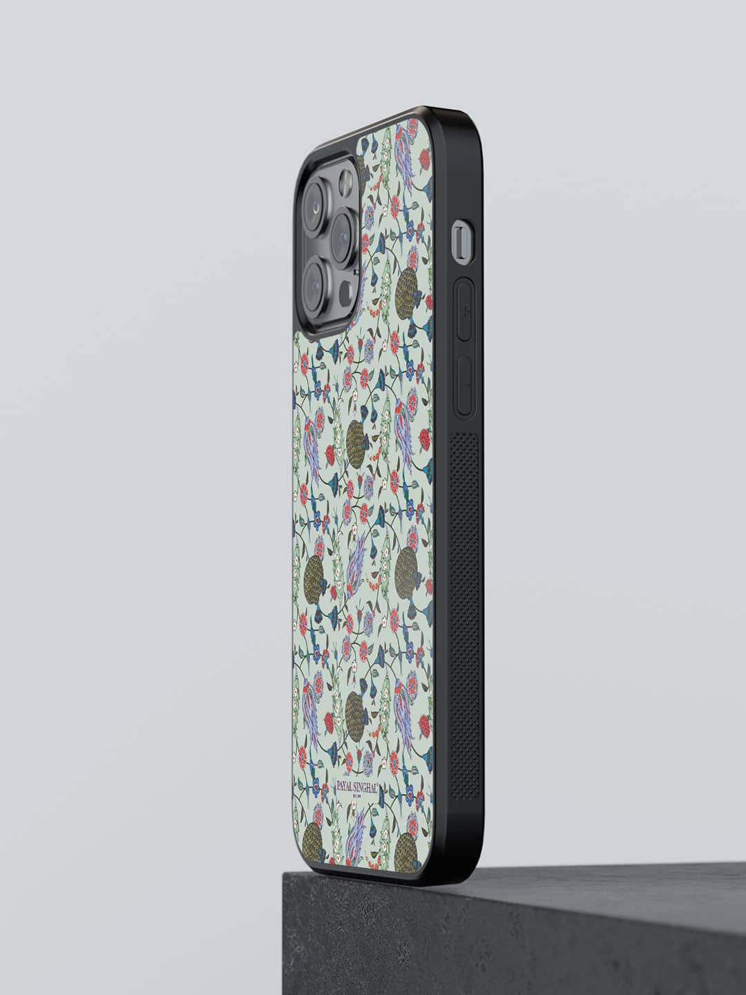 Payal Singhal Turkish Iznik - iPhone 12 Pro Cover