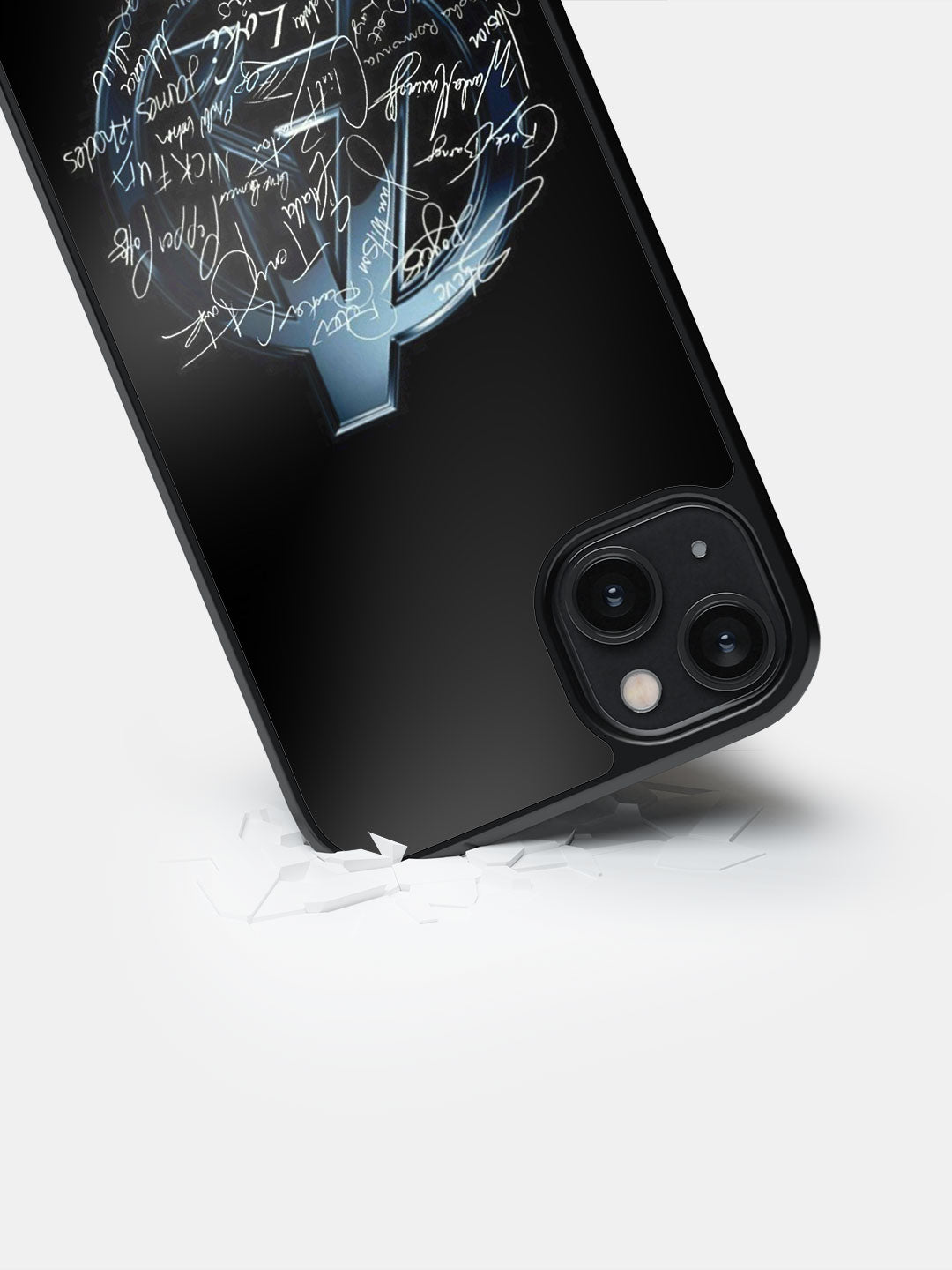 Avengers Nostalgia - iPhone 14 Plus Cover