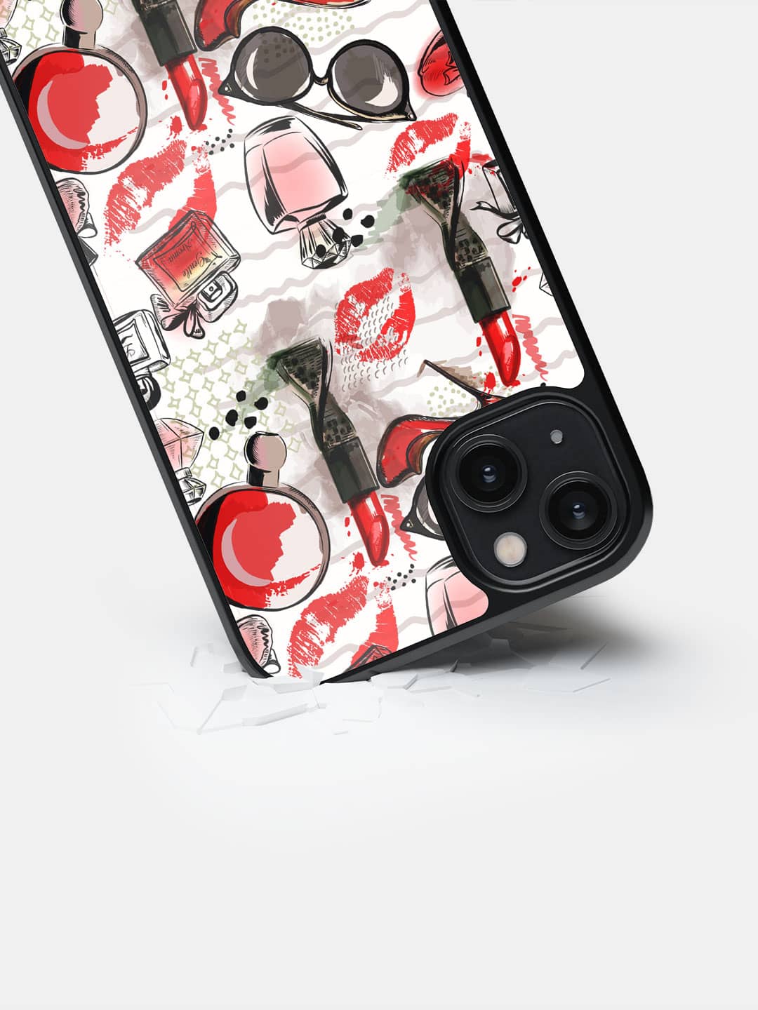 Fashionista Essentials - iPhone 14 Plus Cover