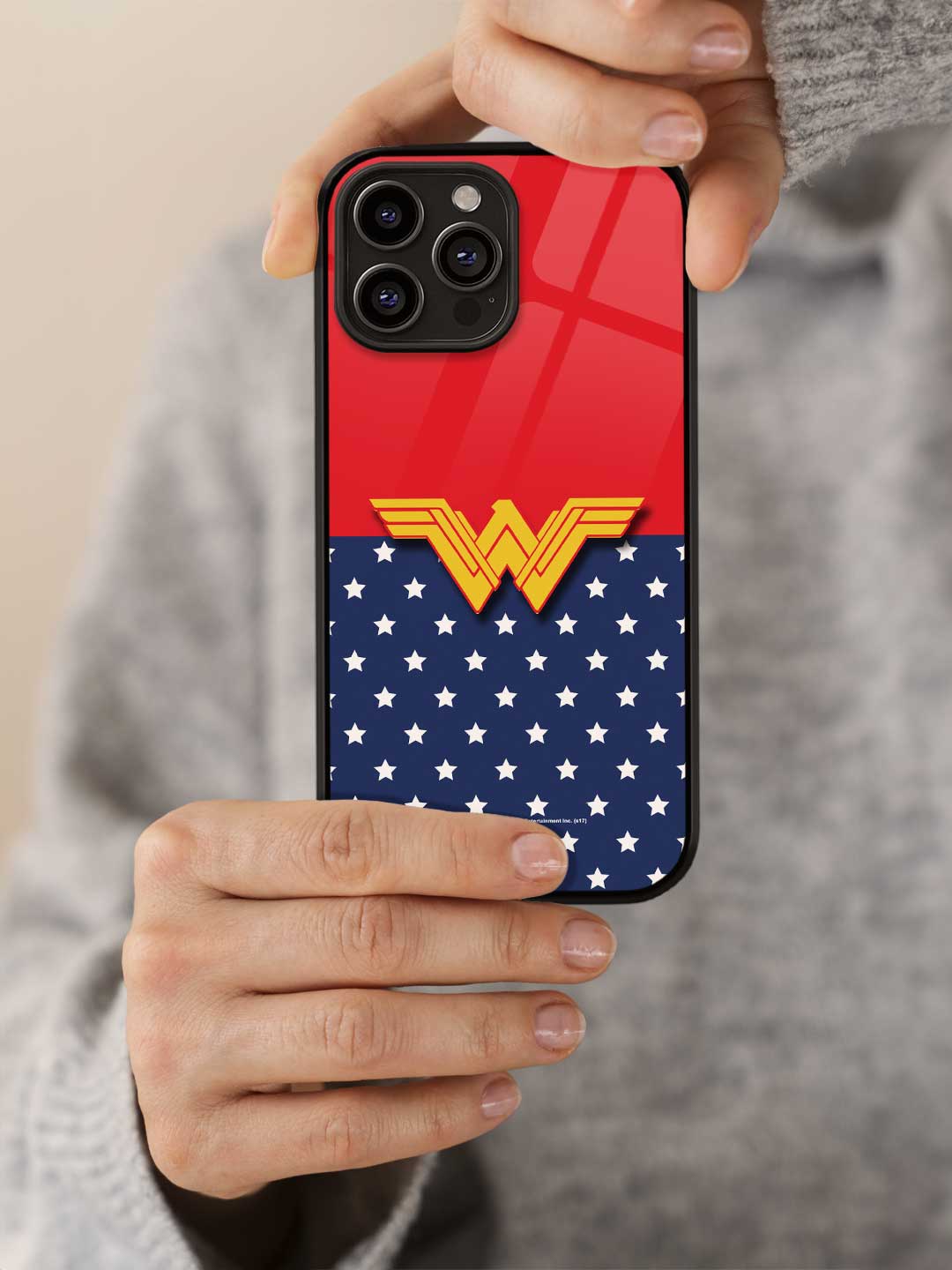 Classic Wonder Woman Logo - iPhone 15 Pro Max Glass Cover