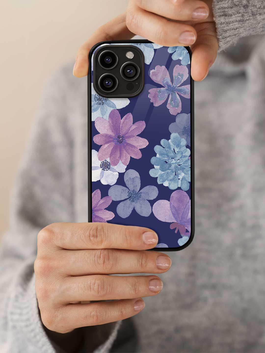 Iris - iPhone 15 Pro Max Glass Cover