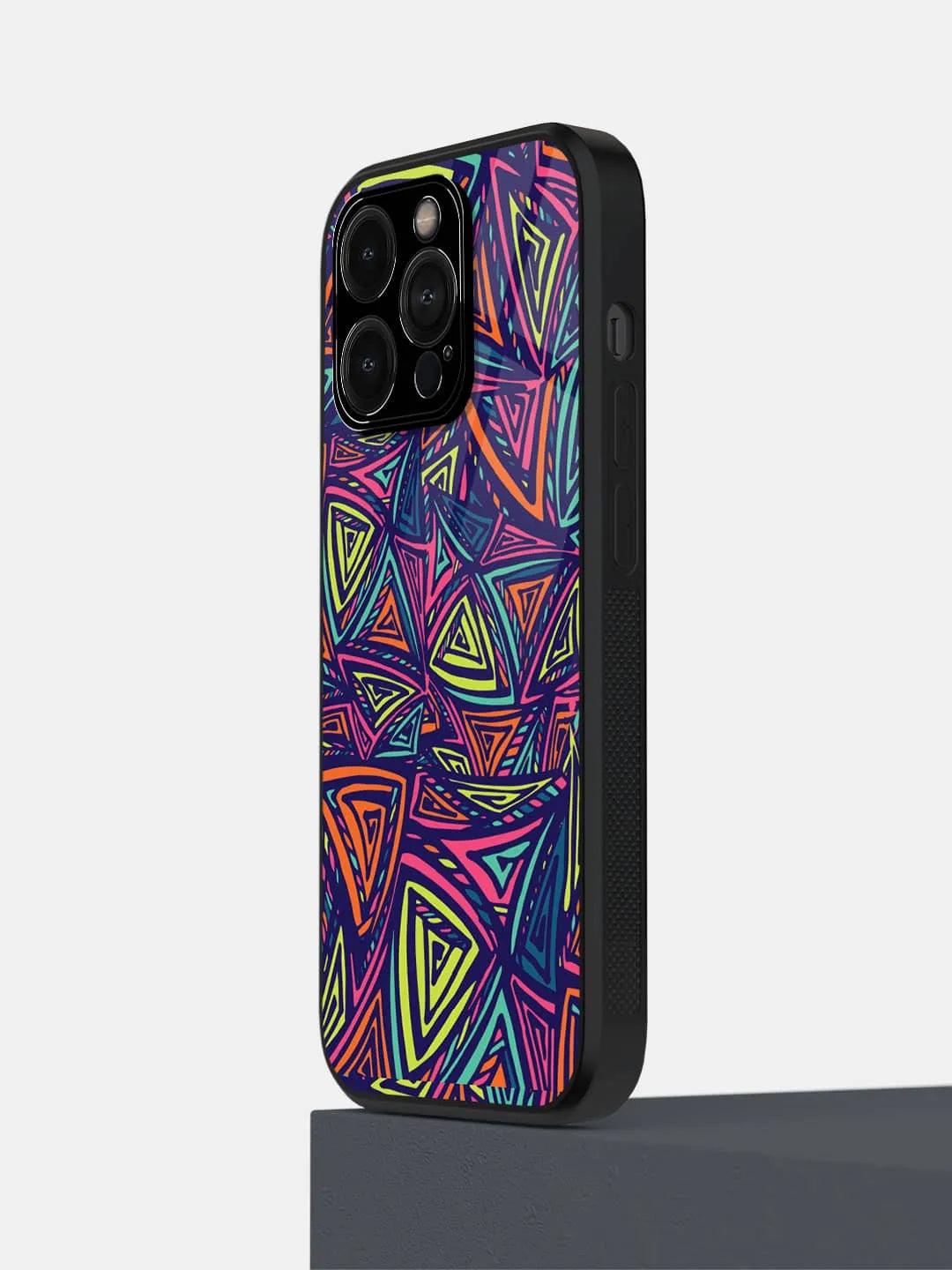 Neon Angles - iPhone 15 Pro Max Cover - Glass