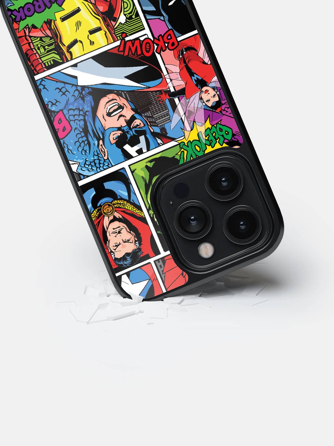 Comic Superheroes Mashup - iPhone 14 Pro Cover