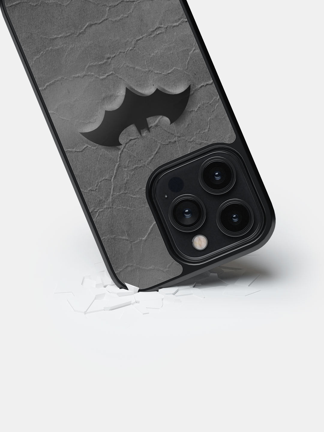 Fade Out Batman - iPhone 14 Pro Cover