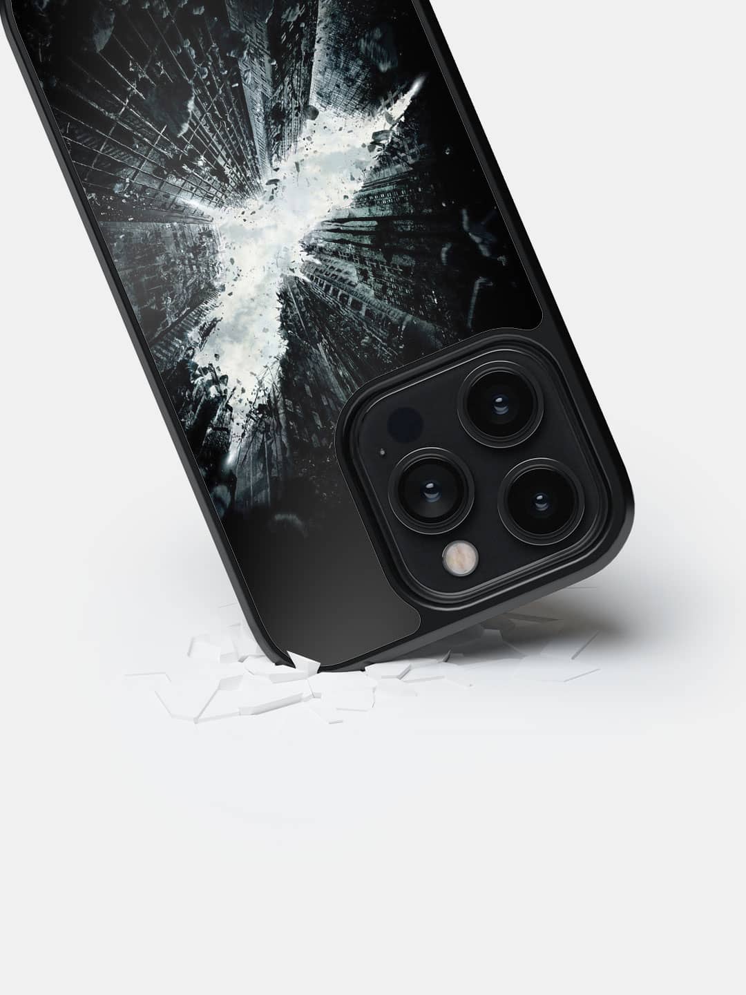 God of Gotham - iPhone 14 Pro Cover