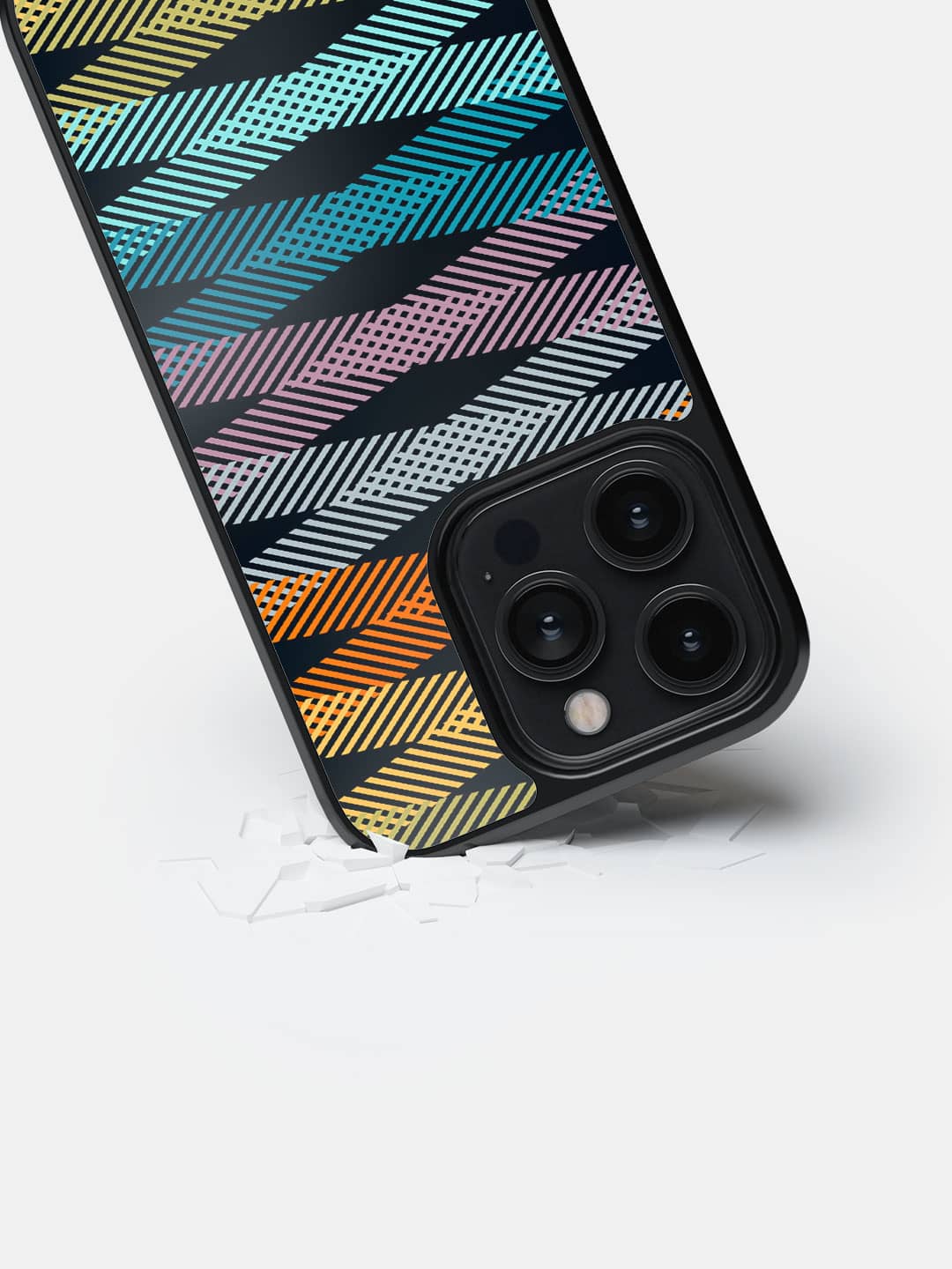 Intertwined - iPhone 14 Pro Cover