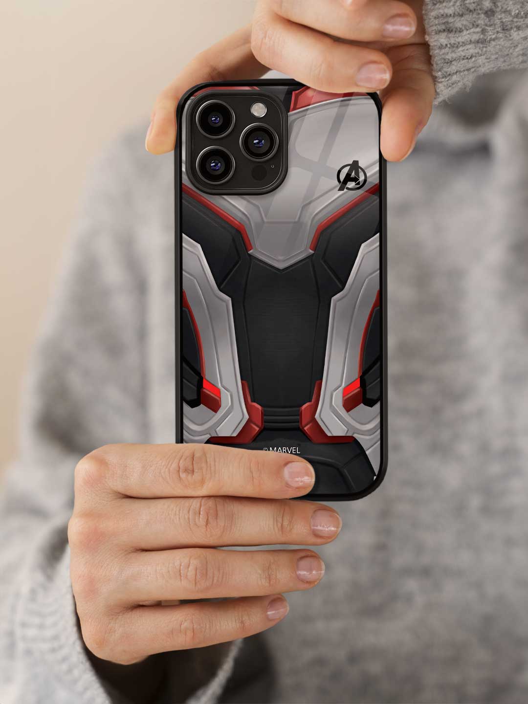 Avengers Endgame Suit - iPhone 15 Pro Glass Cover