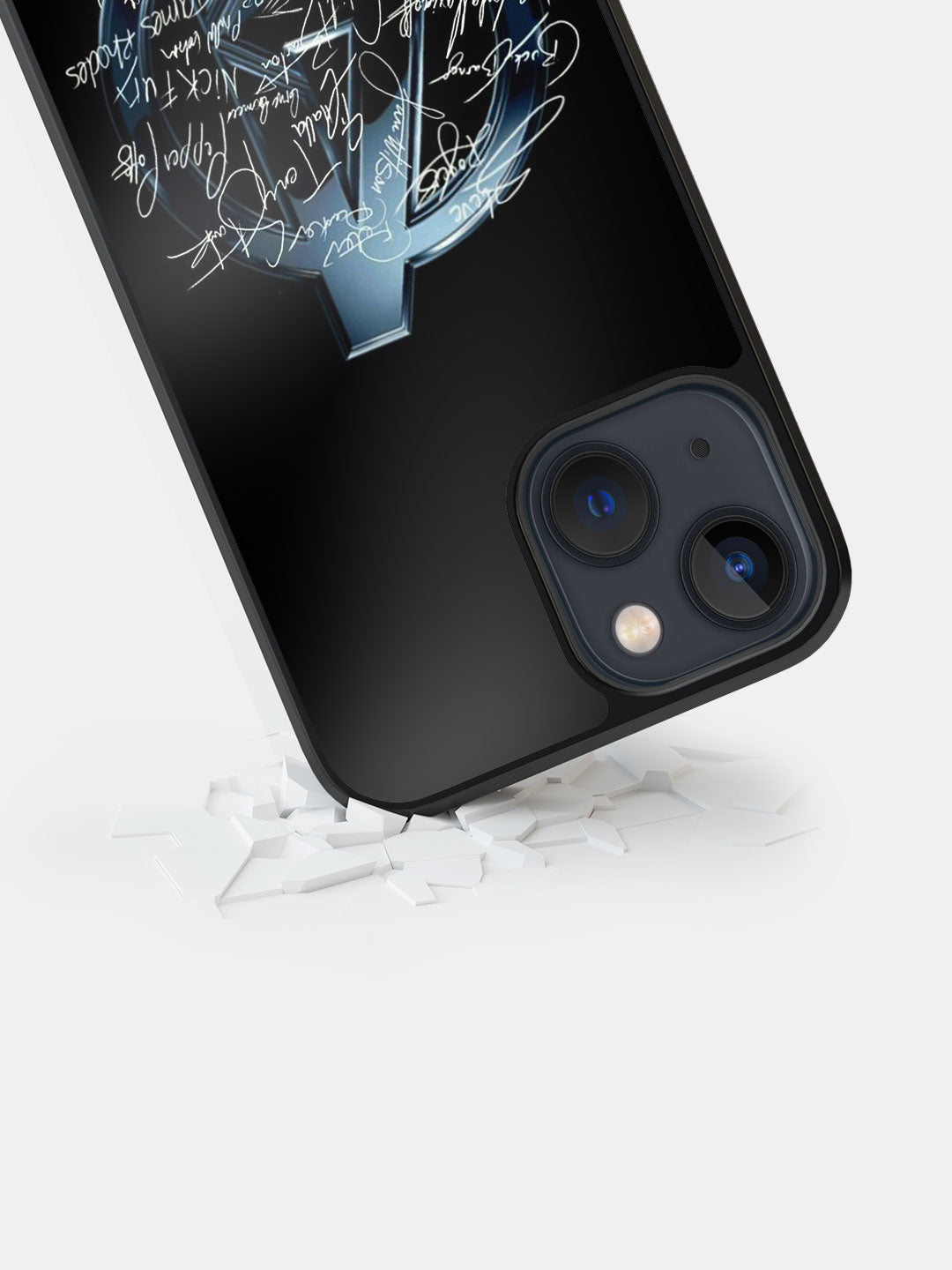 Avengers Nostalgia - iPhone 13 Cover