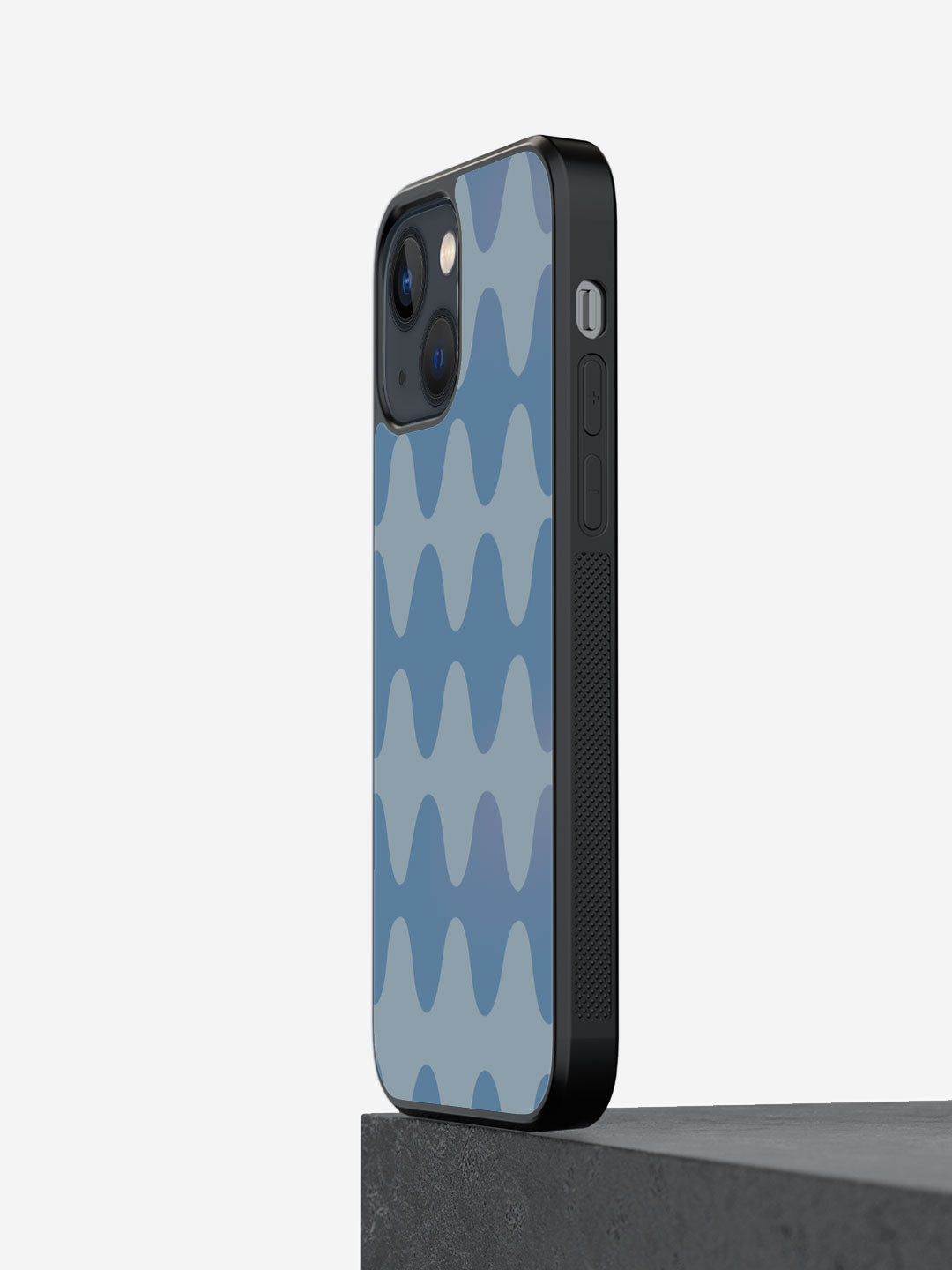 Wavy Wonder Blue - iPhone 13 Bumper Cover