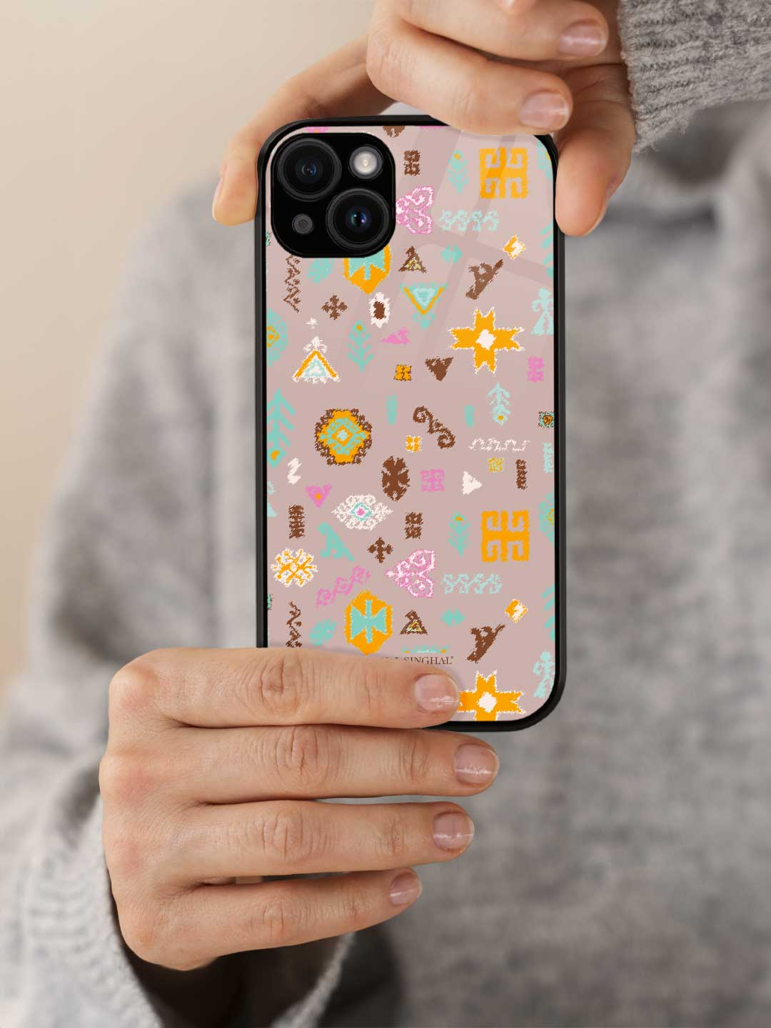 Payal Singhal Bandhani Kilim Lavender Orange - iPhone 13 Glass Cover