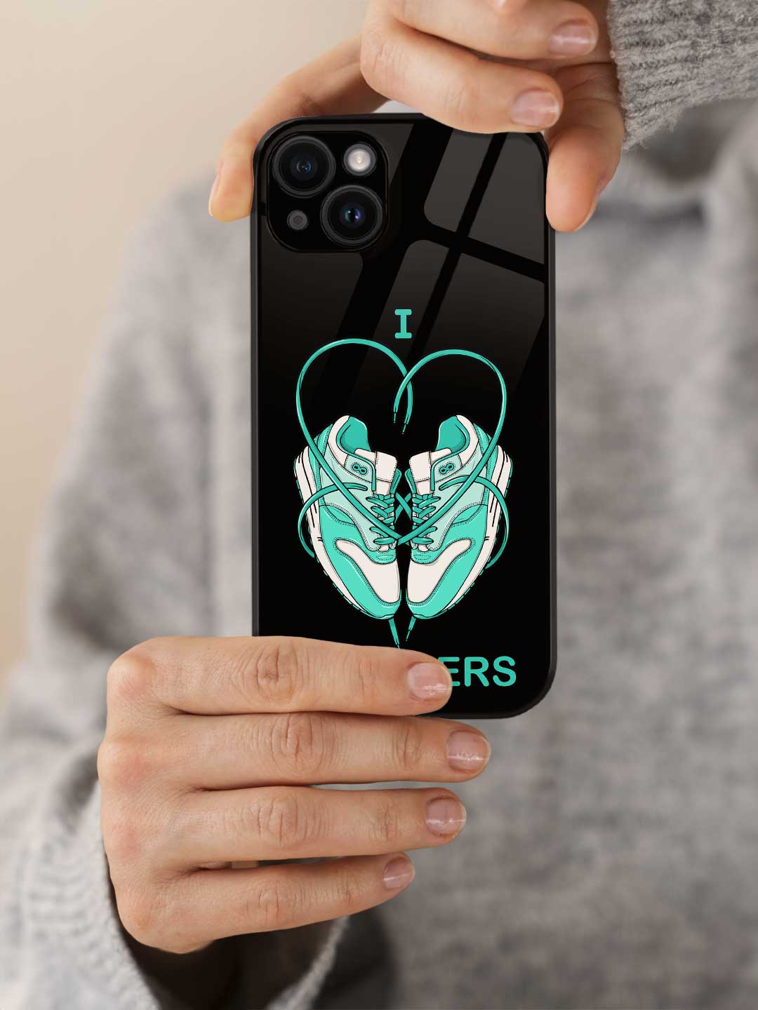 Sneakerhead Love - iPhone 13 Glass Cover