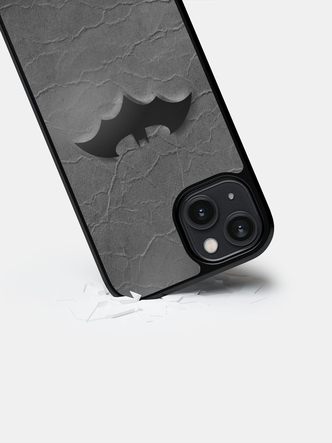 Fade Out Batman - iPhone 14 Bumper Cover