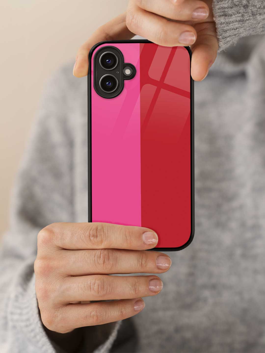 Symmetry Sensation - iPhone 16 Glass Cover