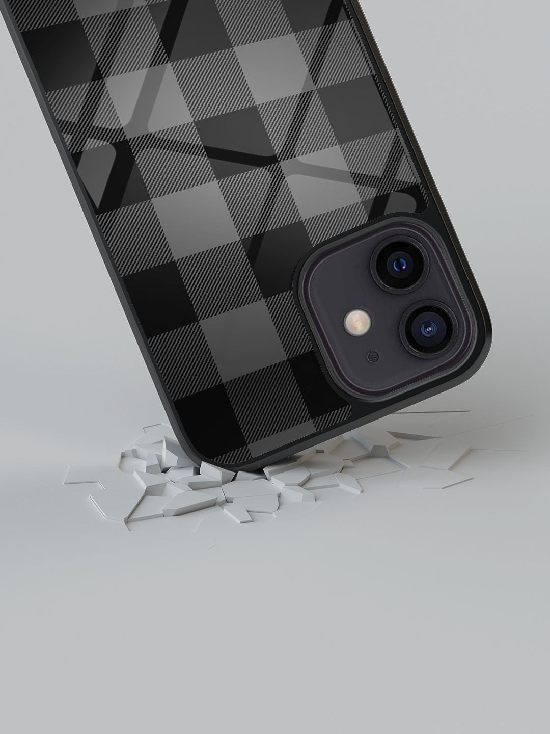 Checkmate Black - iPhone 12 Pro Glass Cover