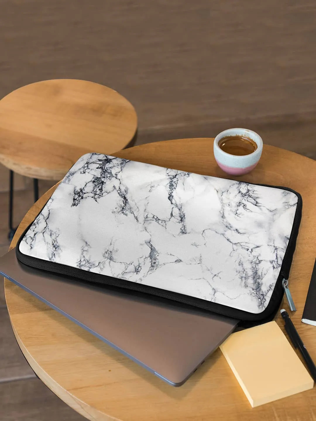 Marble White Luna - Laptop Sleeve - Neoprene