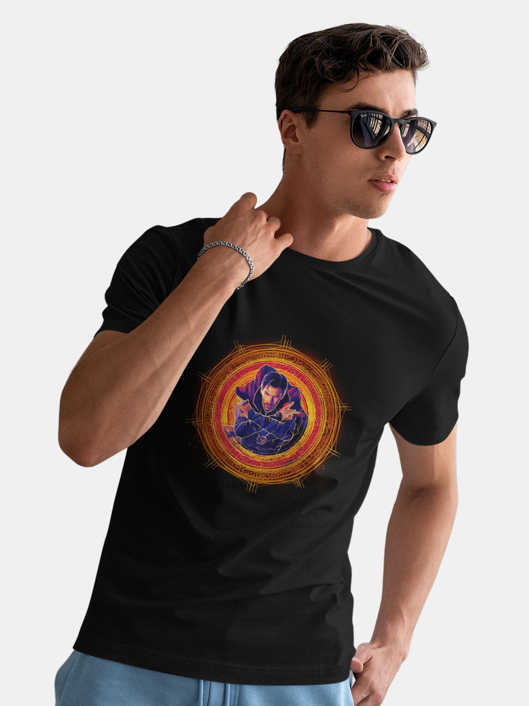Strange to the rescue - Mens T-Shirt Black Medium