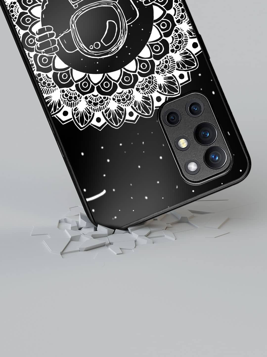 Astronaut Peeking White - OnePlus 9R Cover