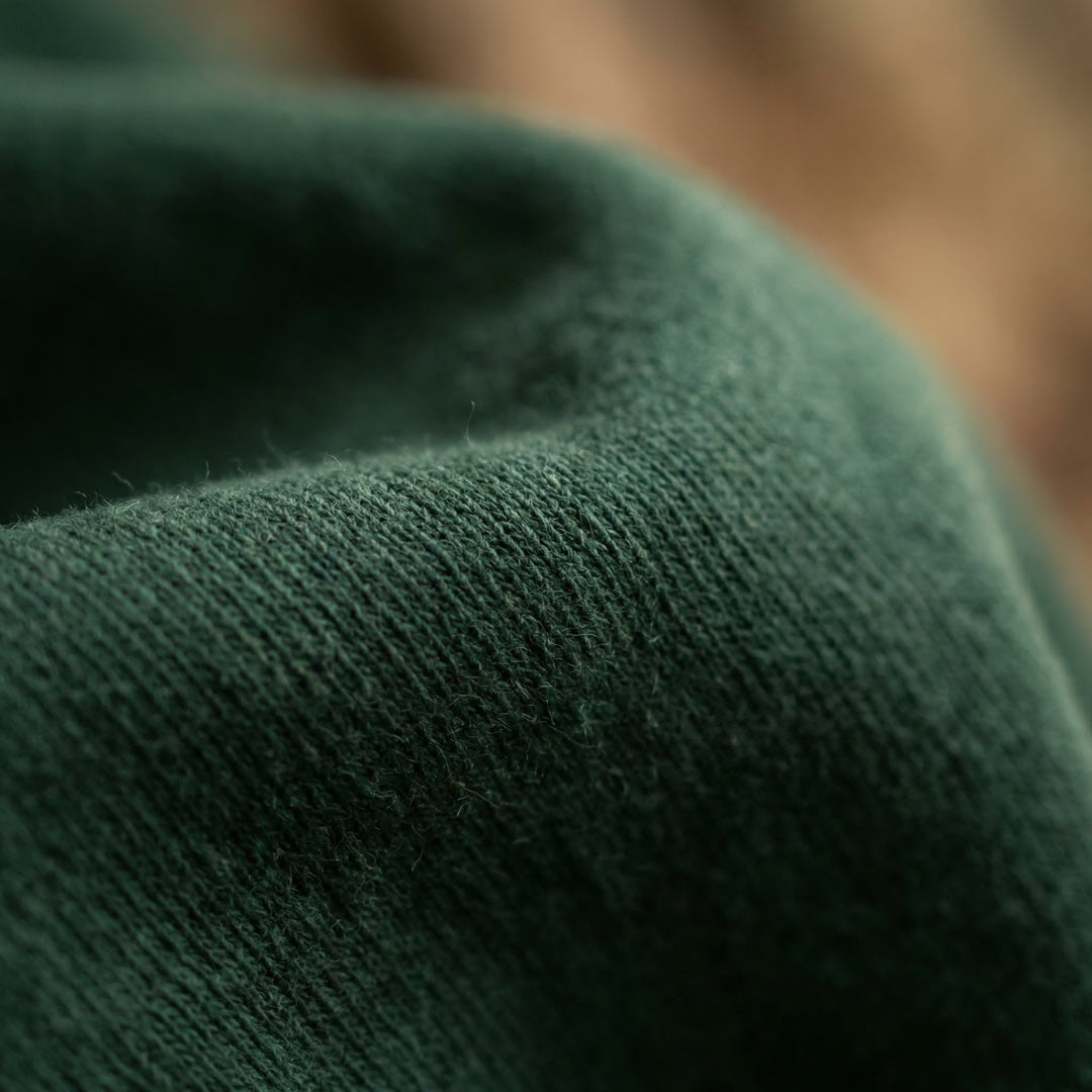 Basics Unisex T-Shirt Green - detail view | Macmerise