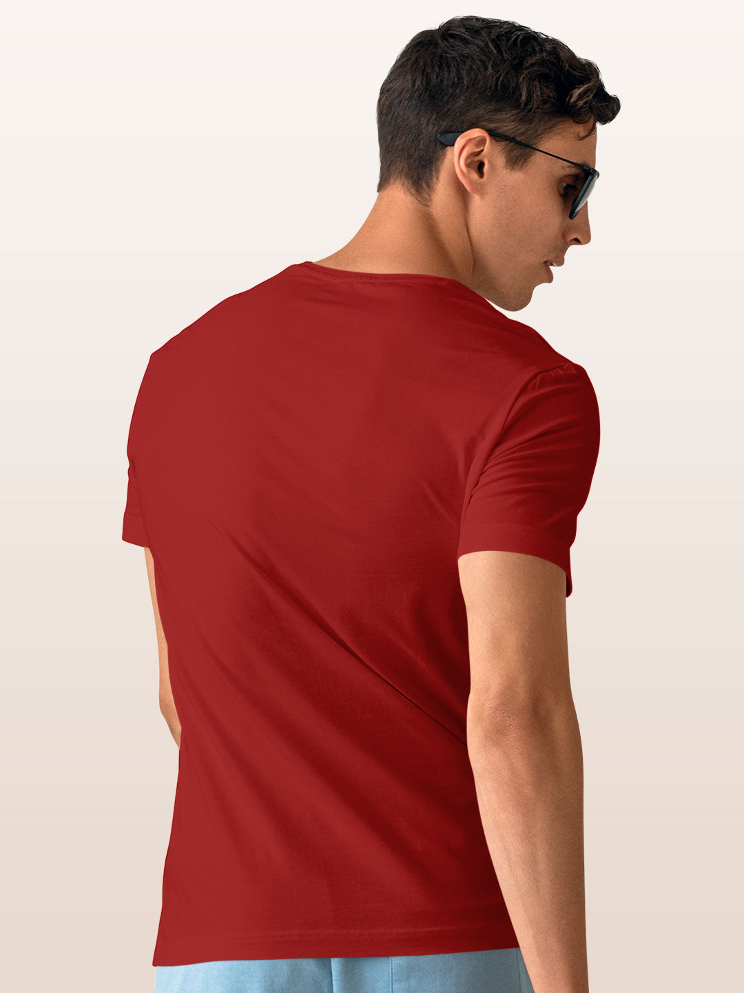 Batman Checklist - Mens T-Shirt Red Medium