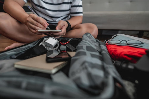 Gift Ideas for Travelers Feature Compact Tech Organizers and Power Banks