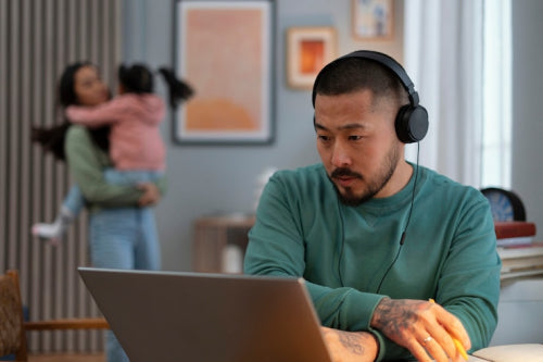 Macmerises Durable Headphones Cater to Indias Hybrid Work Culture