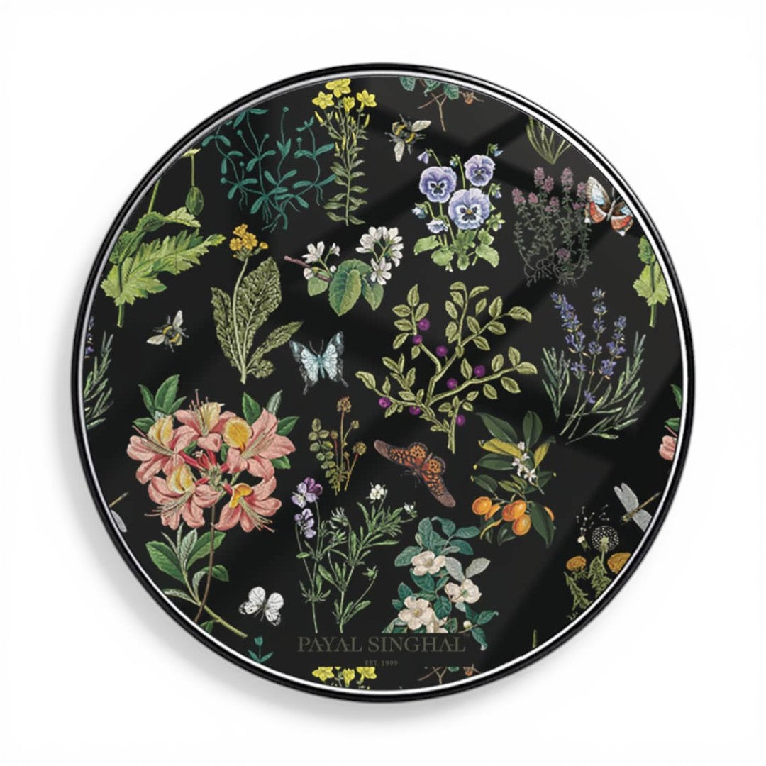 Payal Singhal Titli Black Wireless Charger 15w Glass | Macmerise