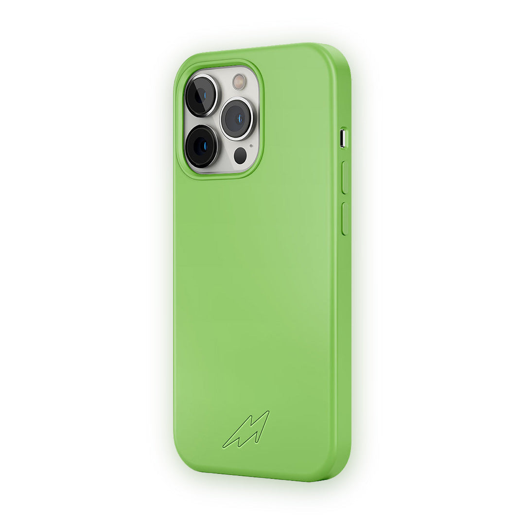 Basics iPhone 13 Pro Silicone Case Leaf Green - back view | Macmerise