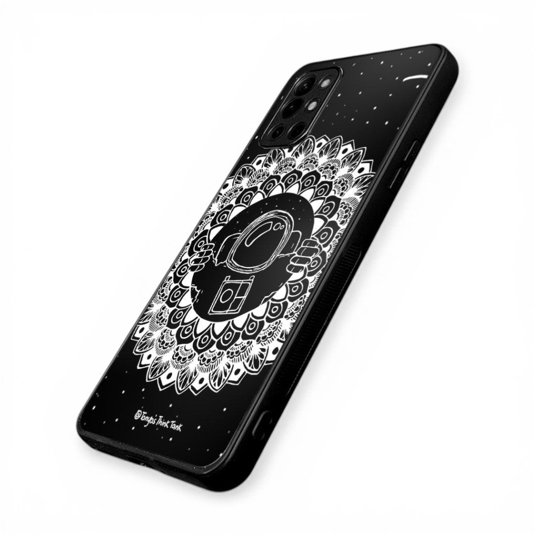 Astronaut Peeking White Phone Case for OnePlus 9r | Macmerise