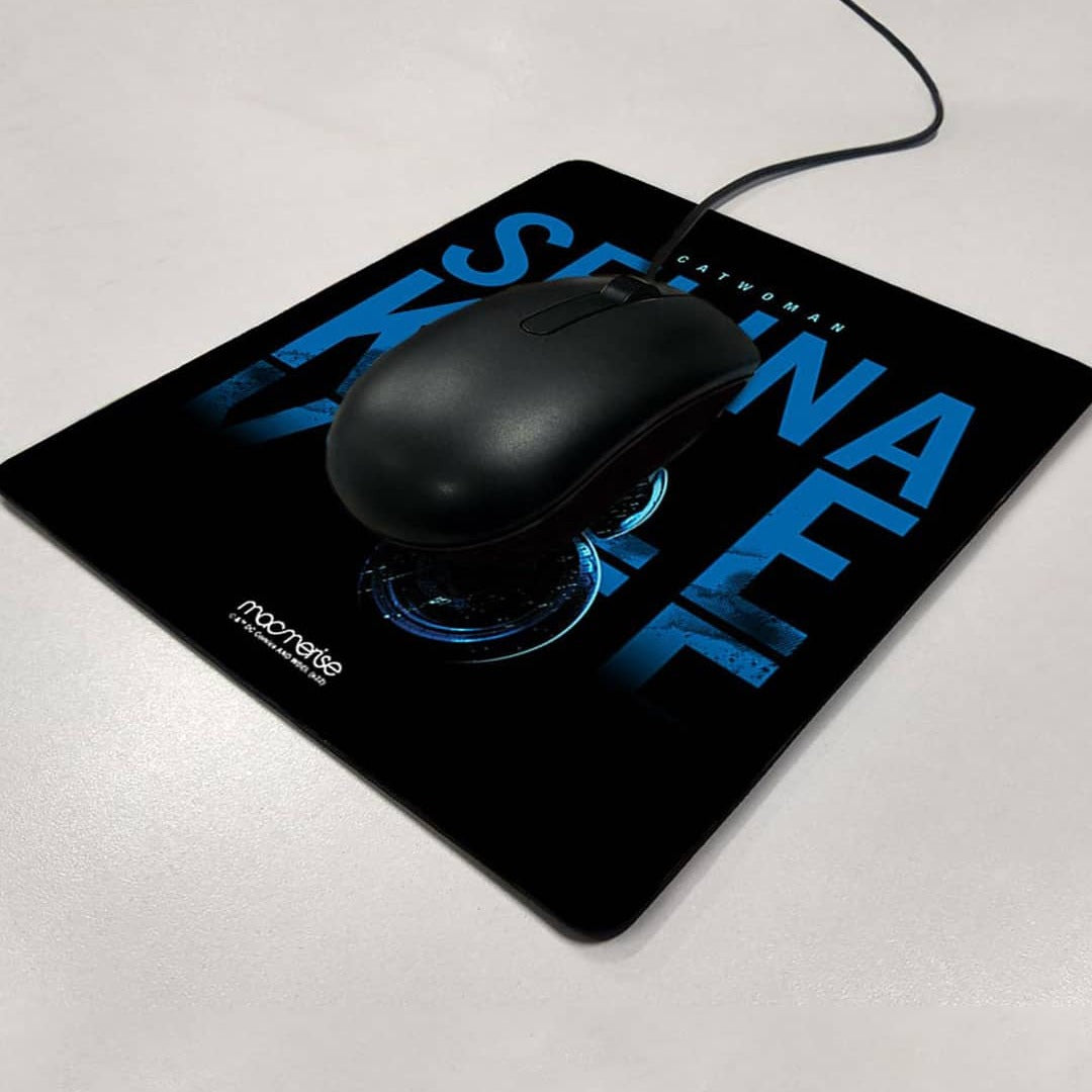 Selina Kyle Mouse Pad | Macmerise
