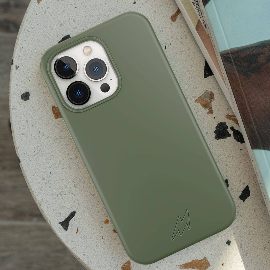 Basics iPhone 12 Pro Max Magsafe Silicone Case Spearmint | Macmerise