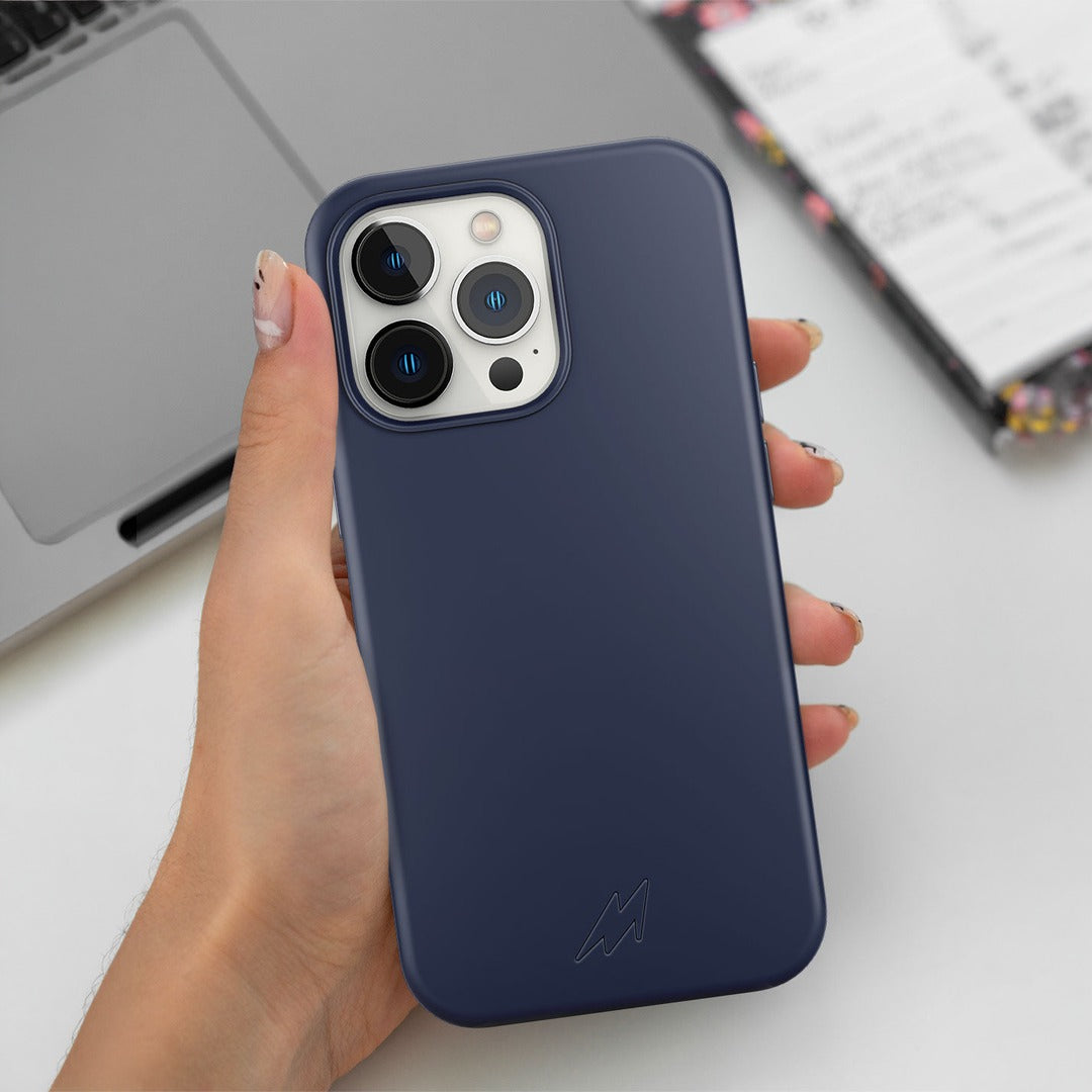 Basics iPhone 13 Pro Max Silicone Case Midnight Blue - front view | Macmerise