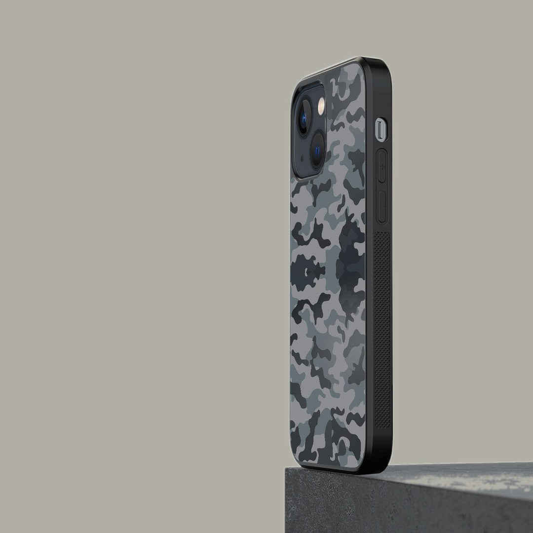 Camo iPhone 13 Mini Cover Gun Metal - detail view | Macmerise
