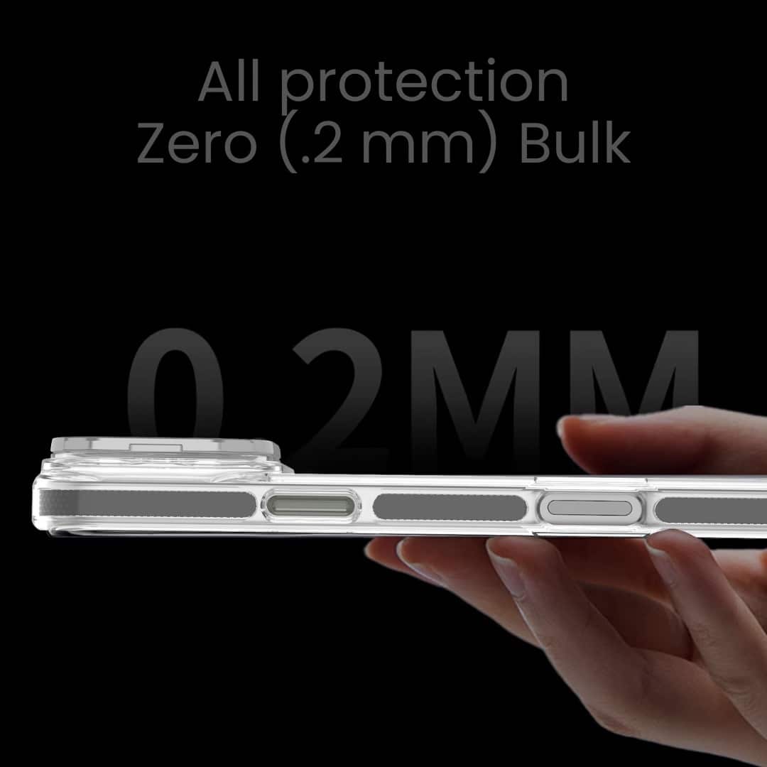 Basics - iPhone Air Cover - Clear Kickstand