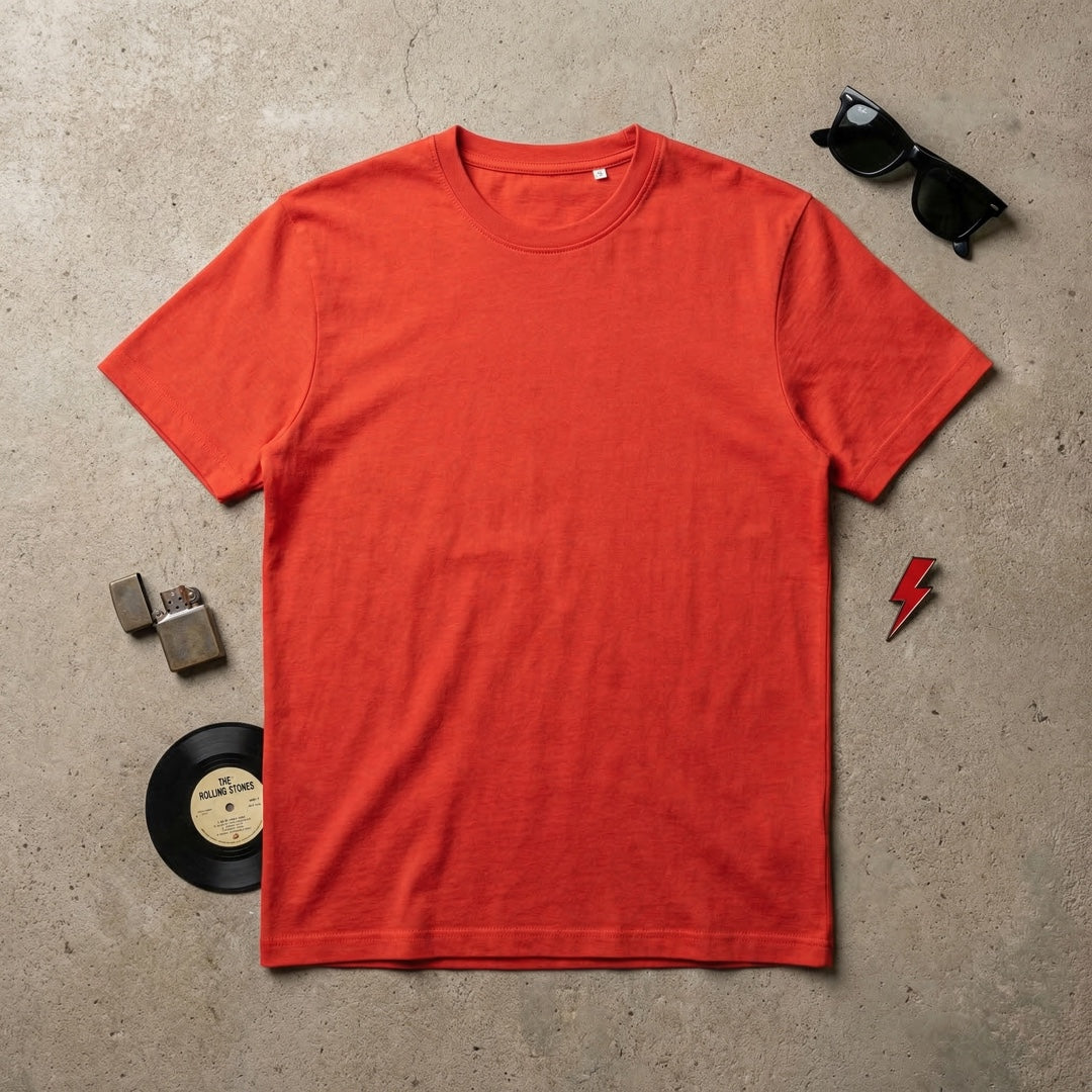 Basics Unisex T-Shirt Red - detail view | Macmerise
